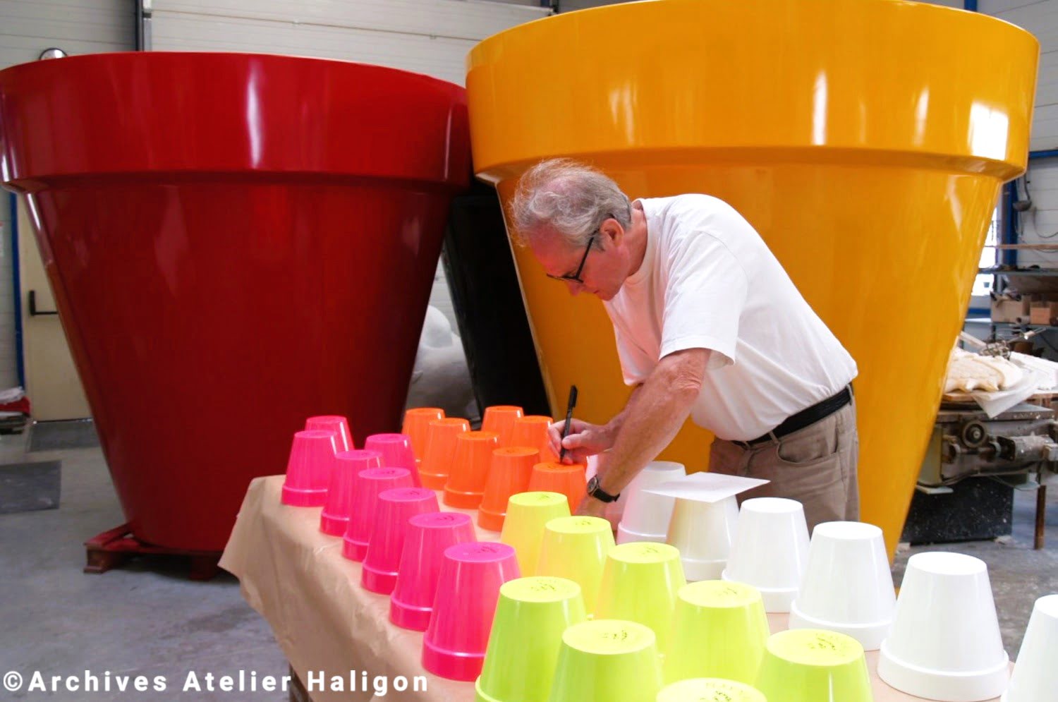 Séance de signature pour J-P. Raynaud - Réalisations de l'atelier Haligon